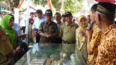 Foto Bupati Badingah dan Tim Proponsi