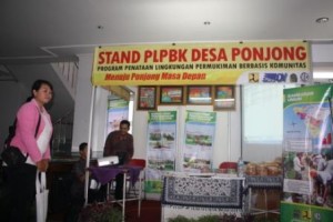 Stand PLPBK Desa Ponjong