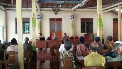 Rapat Pembentukan Panitia Pemilihan Dukuh dan Staff Desa