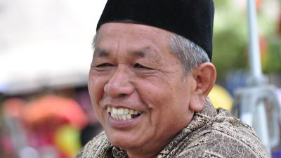 Lurah Hasyim di Gebyar Seni dan Budaya Desa Wisata Ponjong 2012